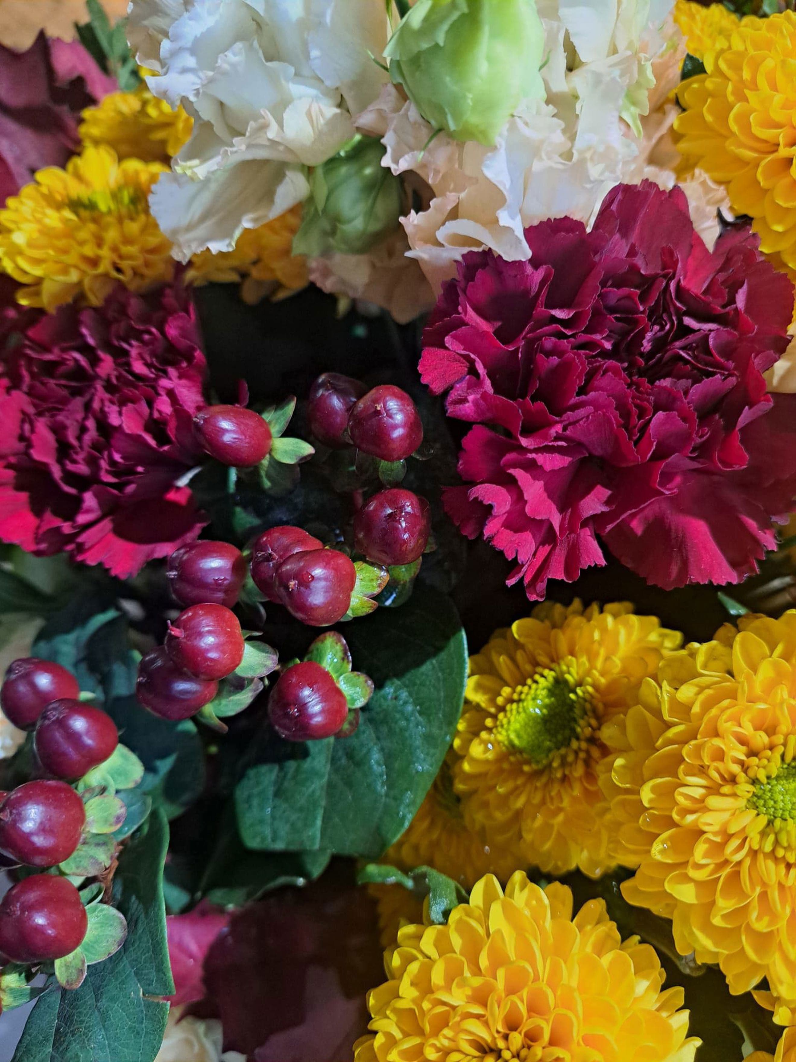 Large Seasonal Bouquet