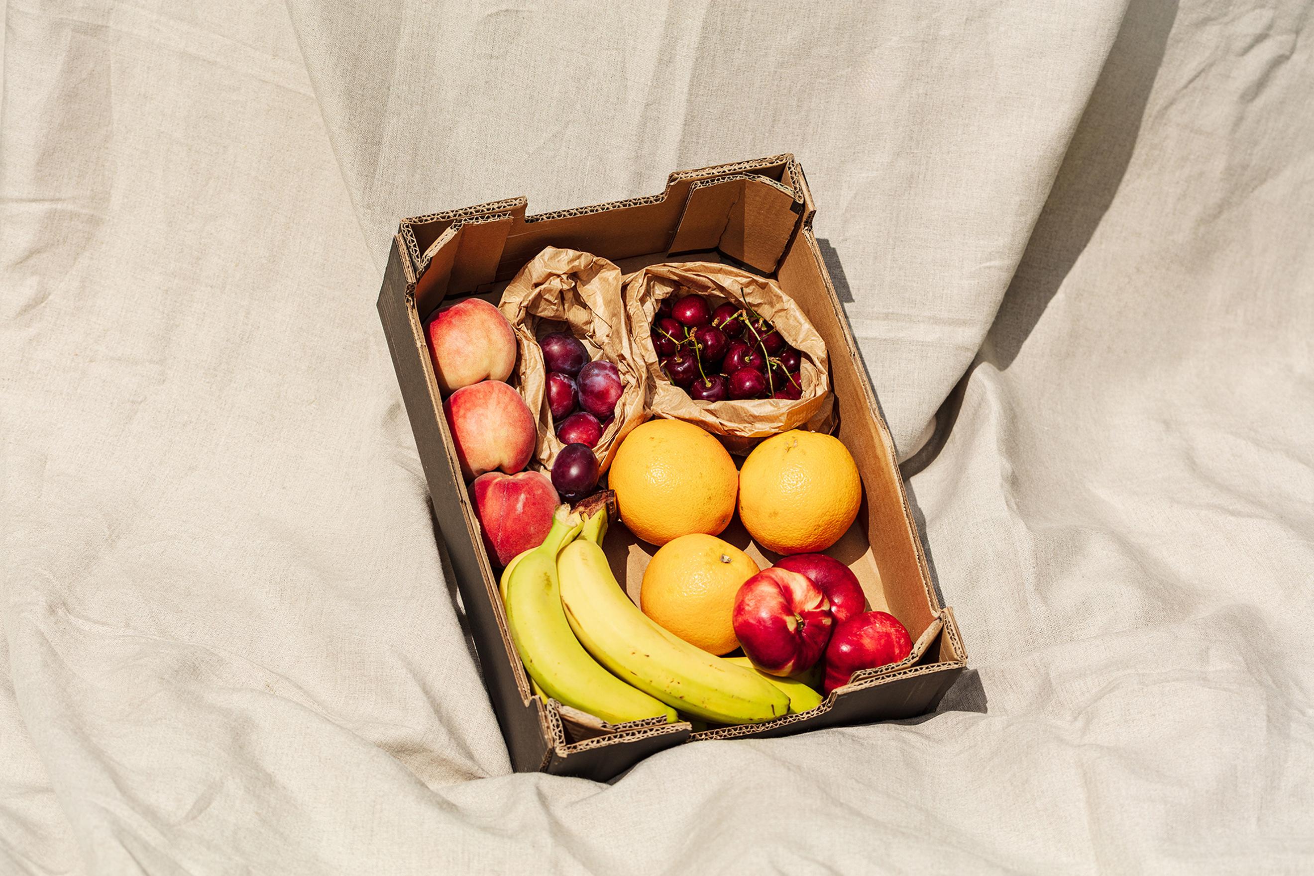 Fruits no Roots Non Organic